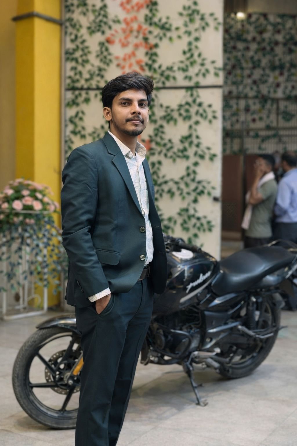 Vd. Shubham Suxena